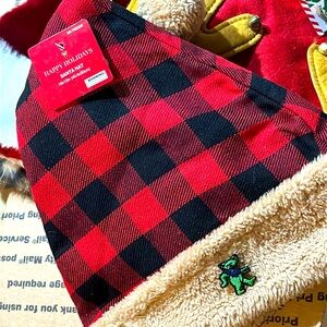 NWT GD Dancin’ Bear Santa Hat